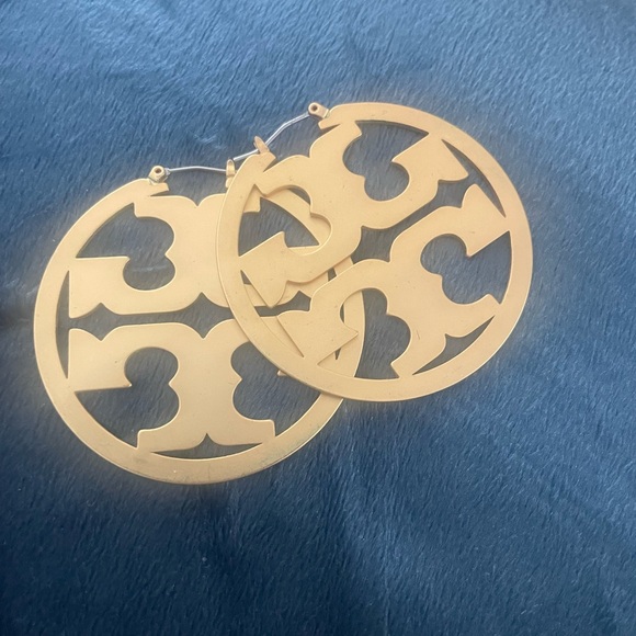 Tory Burch Earrings - Picture 2 of 4